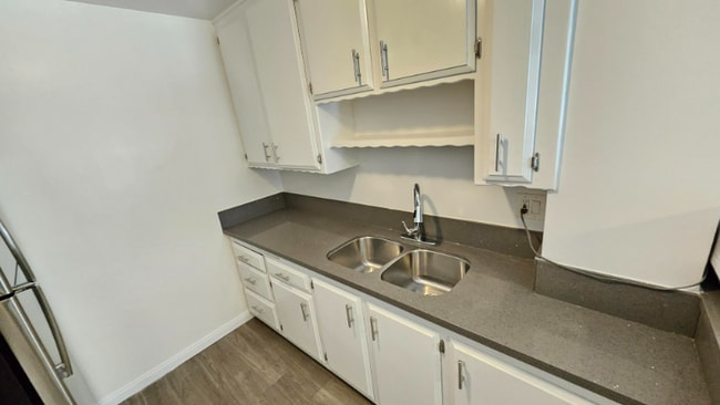 Building Photo - 545 Hayworth Ave Rental