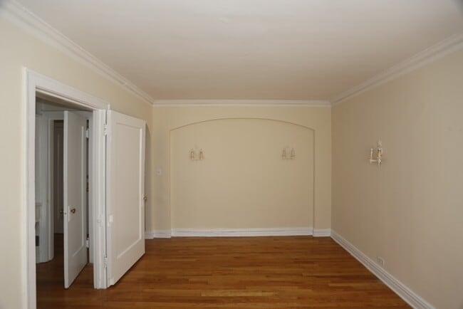 Photo - 433 W Roscoe St Unit A02W