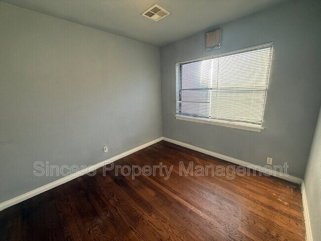 Photo - 1921 NE 25th St Unit Apt. 2