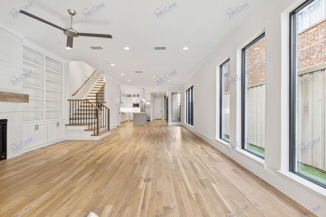 Photo - 3612 Binkley Ave