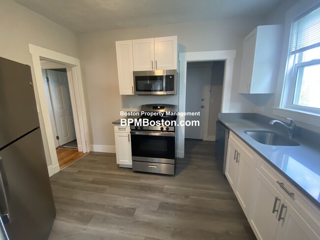 Photo - 6 Kingsdale St Condo Unit 2