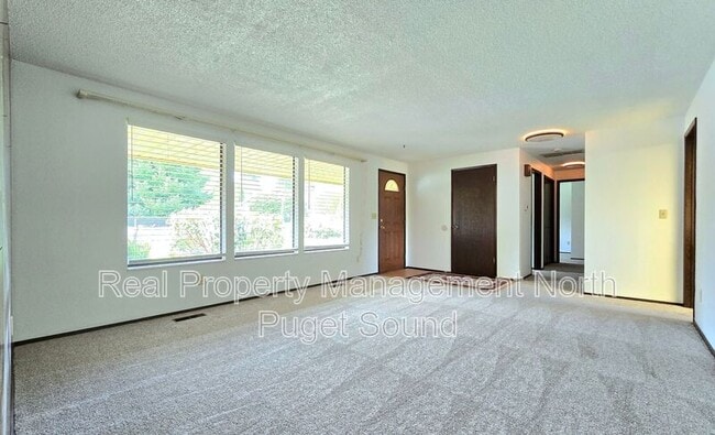 2403 117th Ave NE