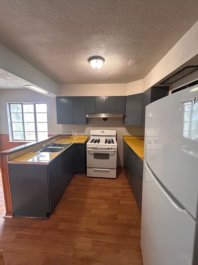 Photo - 4607 Euclid Ave