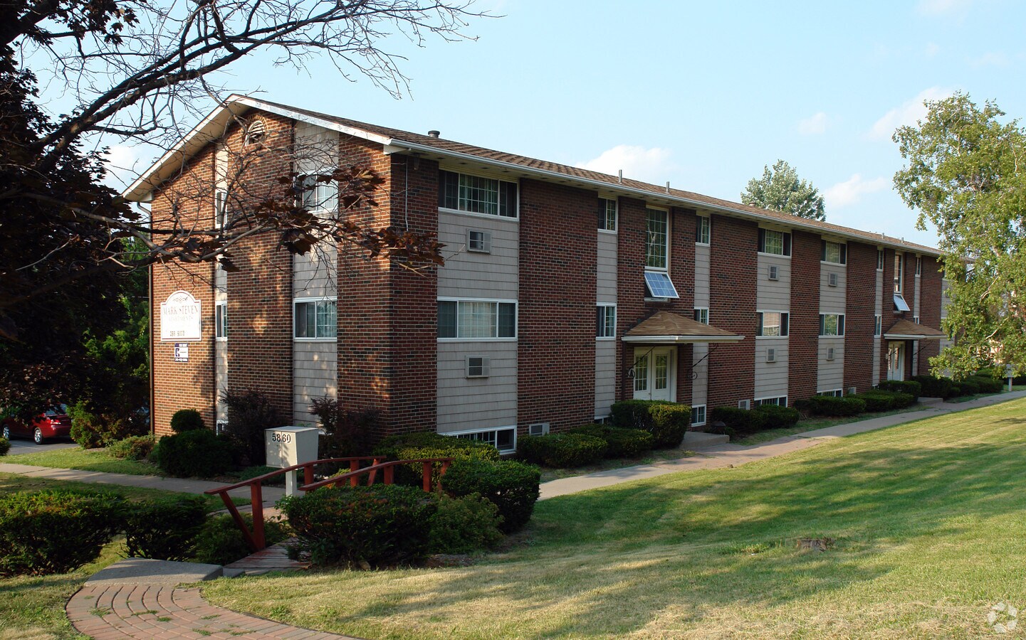 The Alps at Swiss Village - The Alps at Swiss Village