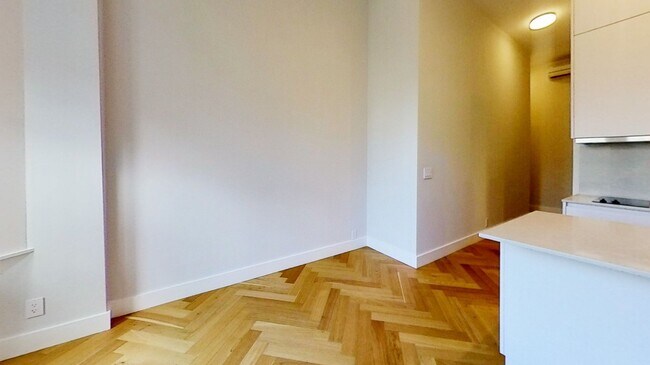 Photo - 459 Massachusetts Ave Unit 5