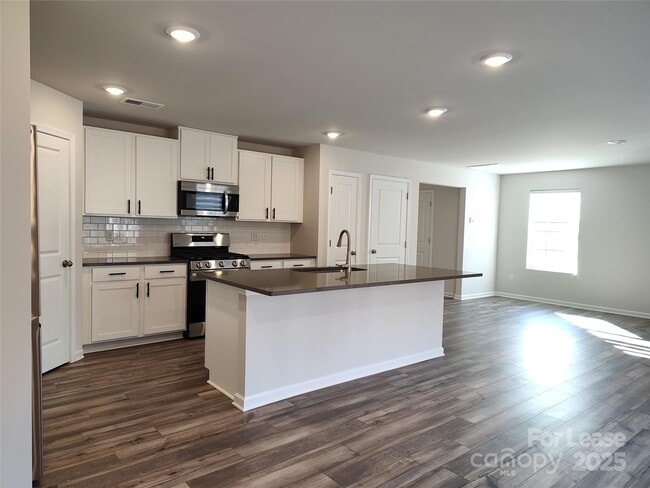 Photo - 3247 Crawford Ave