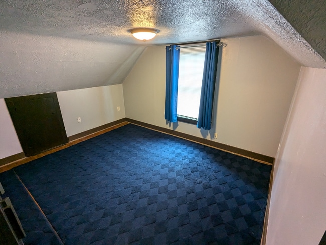 Photo - 329 NW 21st St