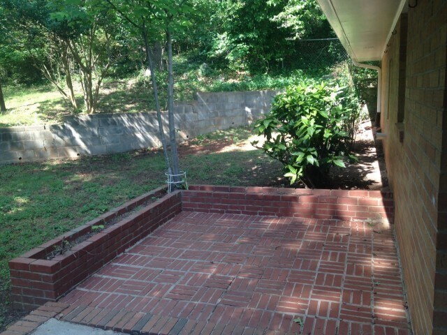 Photo - 260 Sherwood Dr