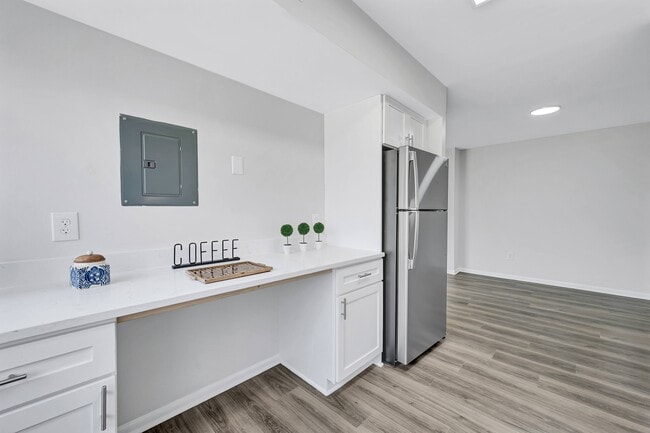 Photo - Reston Glade