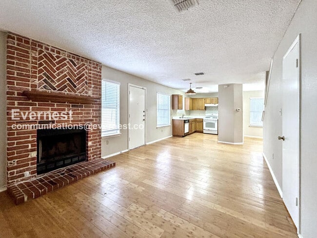 Photo - 13923 Conner Downs Dr