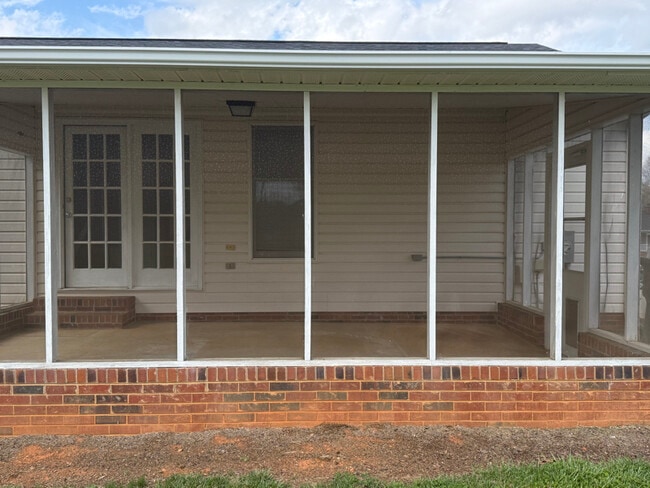 Photo - 105 Marcus Dr