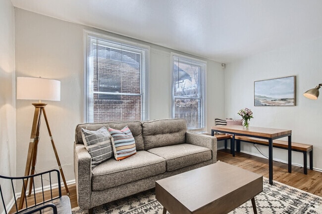 Building Photo - 1073 N Downing St Rental