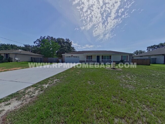 Building Photo - 4 Bed Navarre Home on Half+ Acre, Fenced Yard & Detached Garage Near Hurlburt