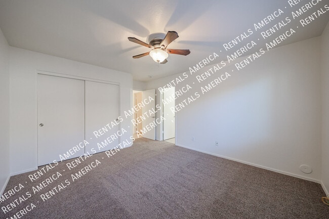 Photo - 17747 W Ventura St