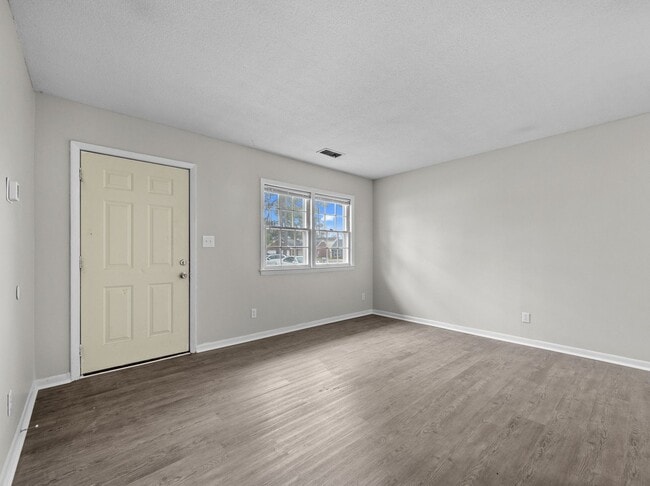 Photo - Welcome to Sophia Drive!