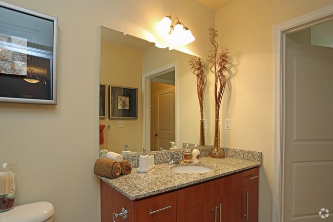 1 Bedroom_Bathroom