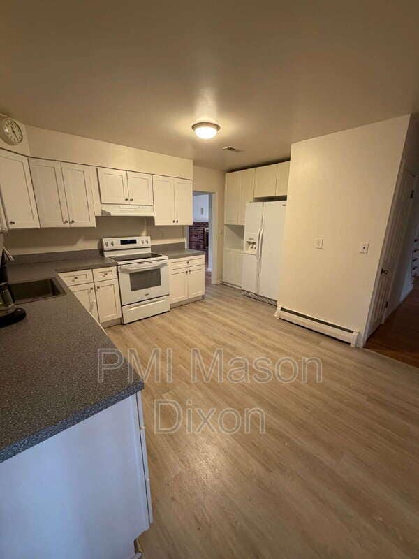 Photo - 9710 Gwynn Park Dr