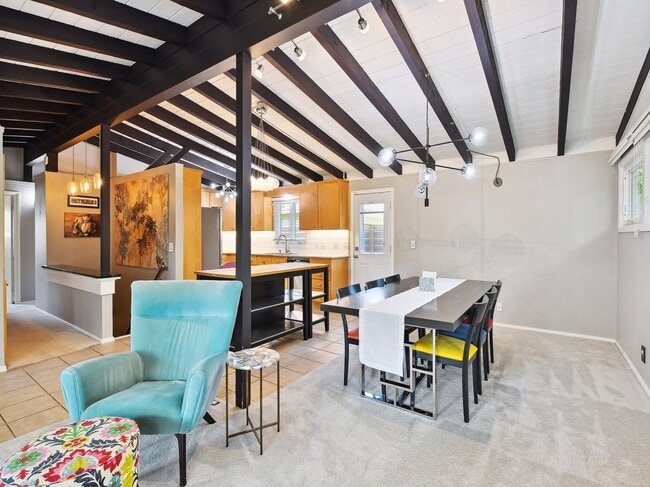 Photo - 6017 Halifax Ave S