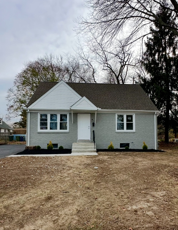 Photo - 805 Kenyon Ln