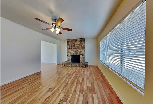 Photo - 2711 N 27th St