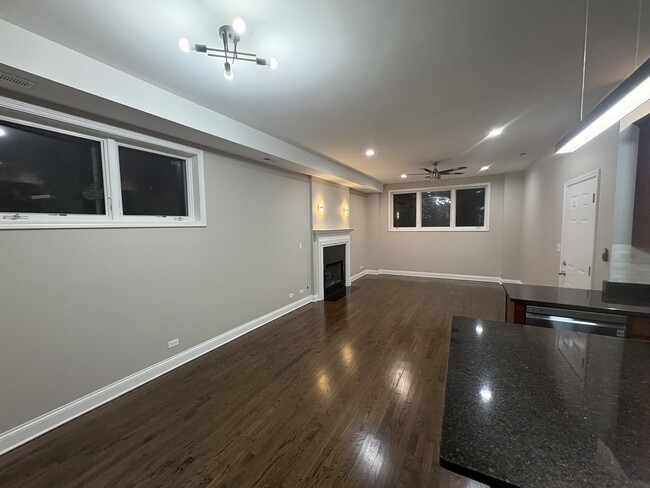 Photo - 4143 S Wabash Ave Unidad GS