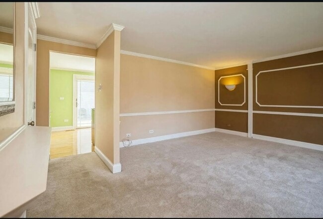 Photo - 923 Jeffery Ct