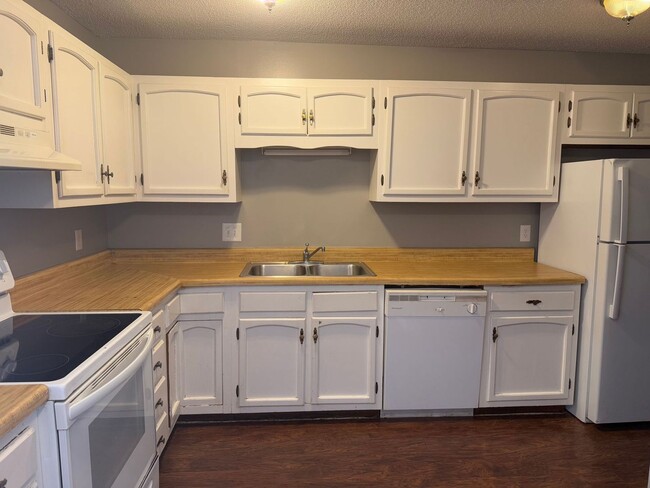 Photo - Two bedroom, 1 bath apartment in Haw River Unit A