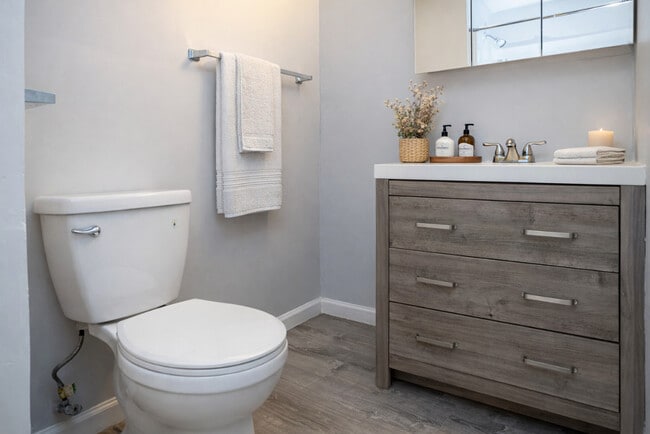 Bathroom - Parc Vue Living