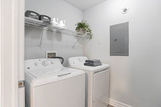 Eagle Rock Apartments & Townhomes at Rensselaer