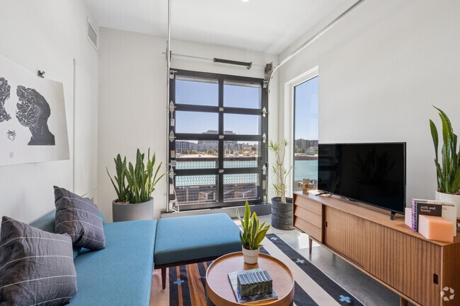 2BR, 1BA - 840SF - Living Room