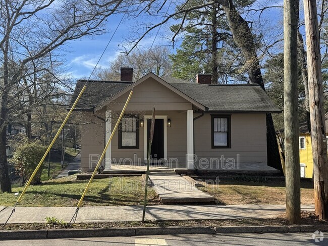 Building Photo - 2034 Cambridge Ave Rental