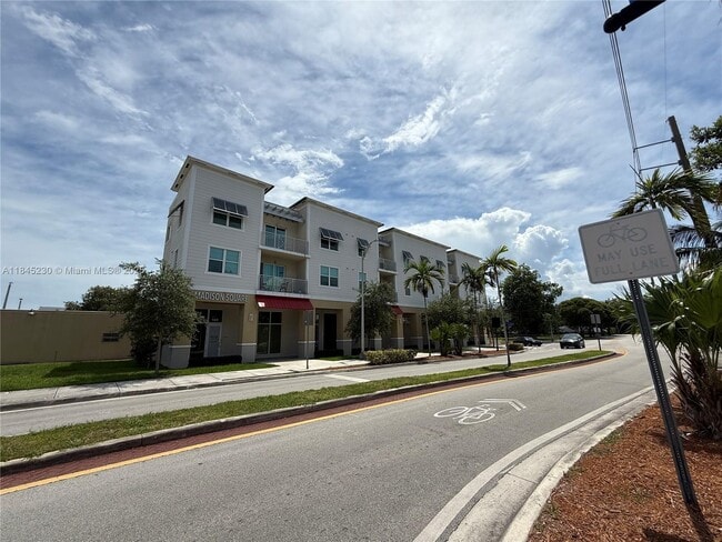 Photo - 5978 SW 64th St Unit 202