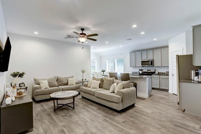 Photo - 4003 Beltingham Bend Wy