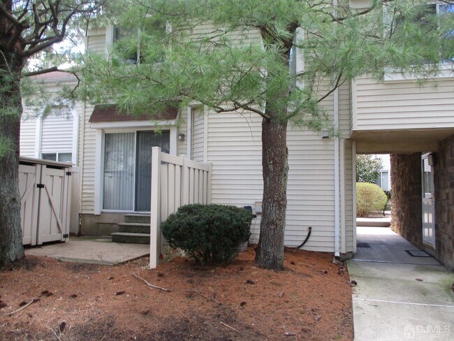 Photo - 1158 Schmidt Ln