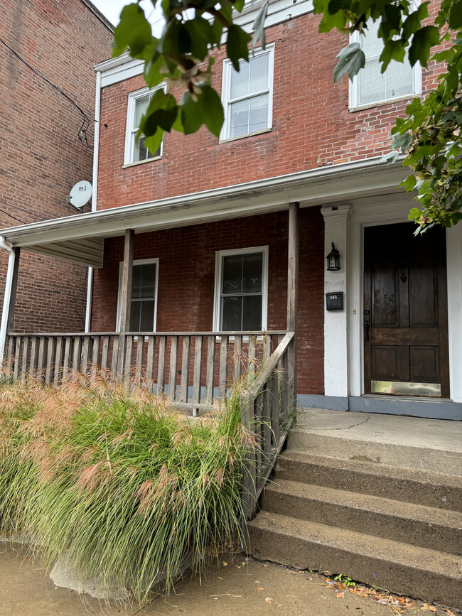 Front of House - 43rd St b - 165 43rd St House