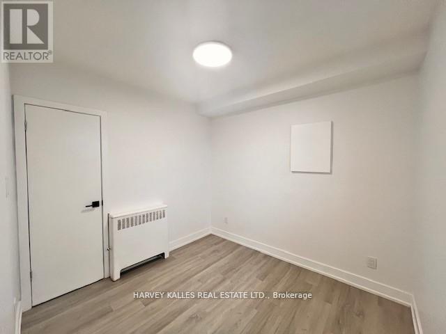 Photo - 1982 Eglinton Ave W