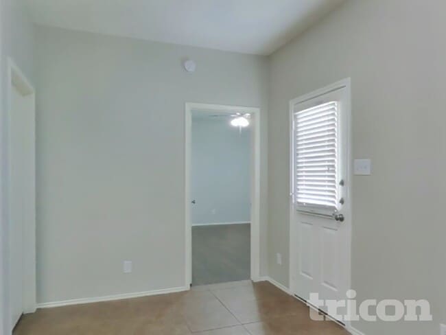 Photo - 130 Sacajewa Dr