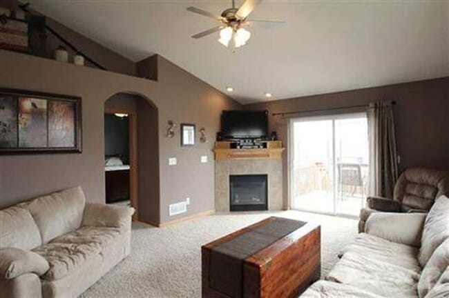 Photo - Quiet North Liberty Townhouse - CCA School District