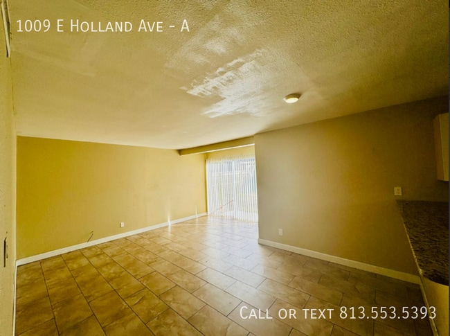 Building Photo - 1009 E Holland Ave Unit A