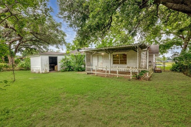 Photo - 107 Ash Ln