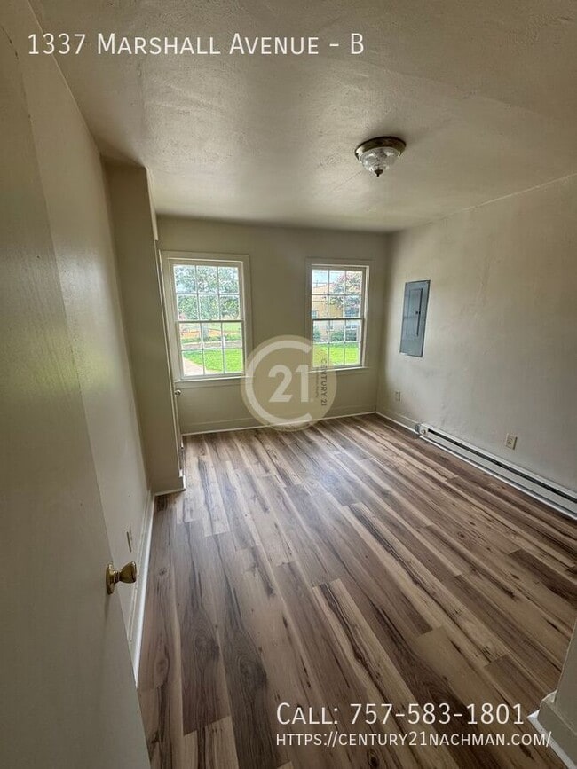 Photo - 1337 Marshall Ave Unidad B