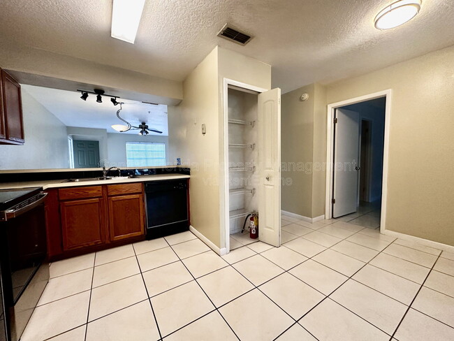 Photo - 144 Reserve Cir Unit 100