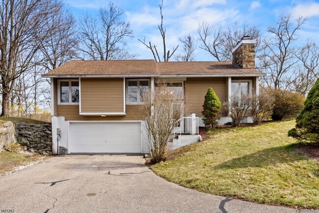 Building Photo - 8 Canada Goose Dr