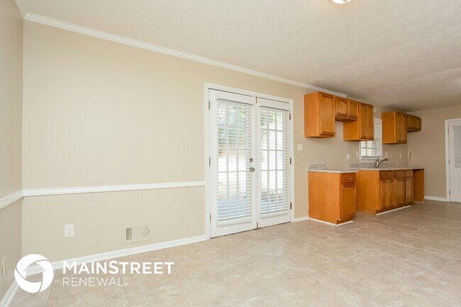 Photo - 2165 Knighton Dr