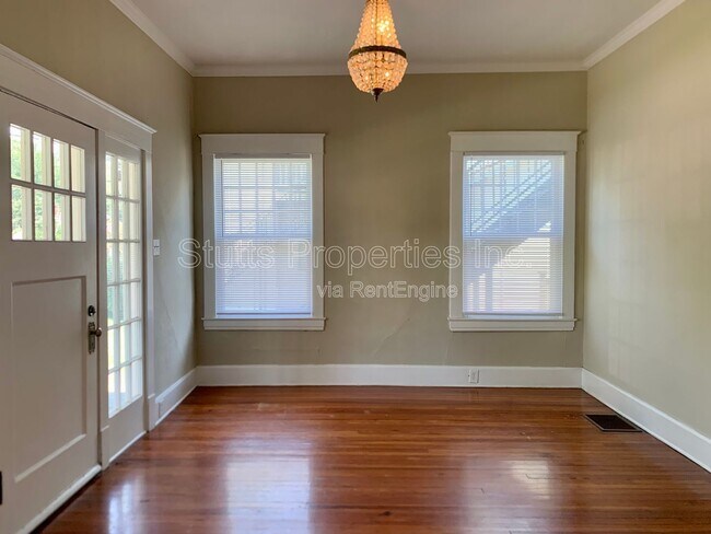 Photo - 409 N Poplar St Unit A