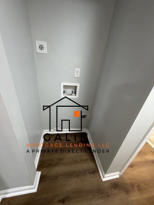 Photo - 4401 Meding St