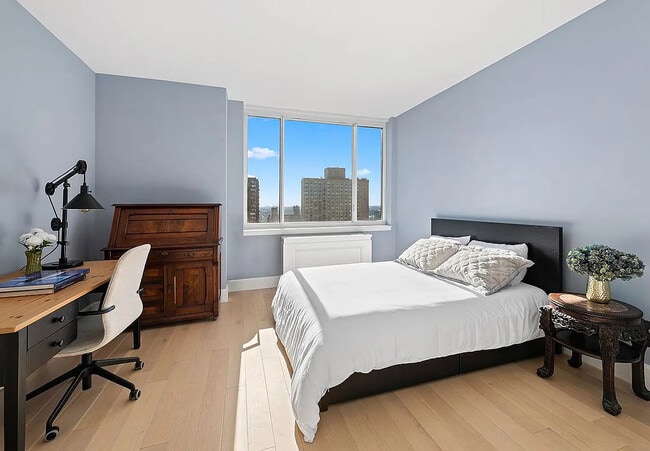 Photo - 389 E 89th St Unidad 25C