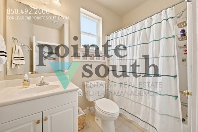 25209 Windward Pl