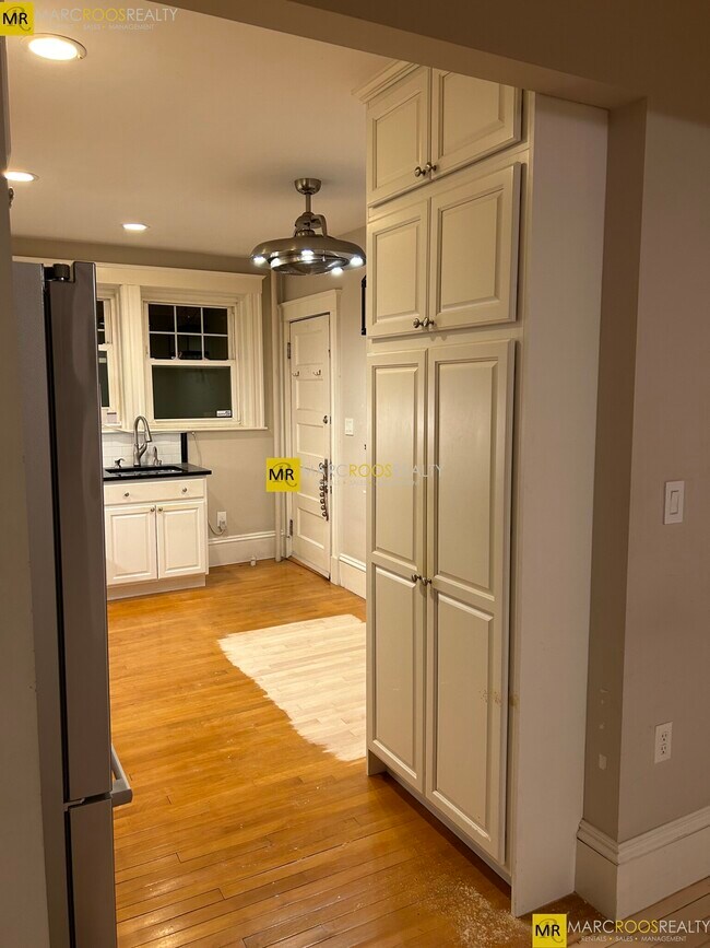 Photo - 173 Hancock St Unidad 1