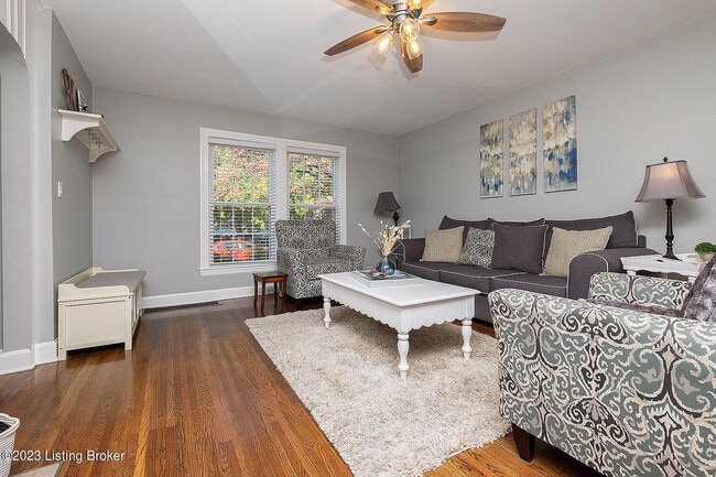 Photo - 211 S Sherrin Ave
